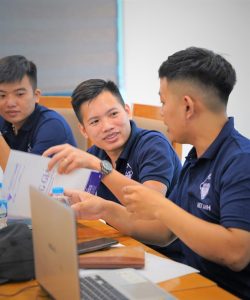 tranh luan